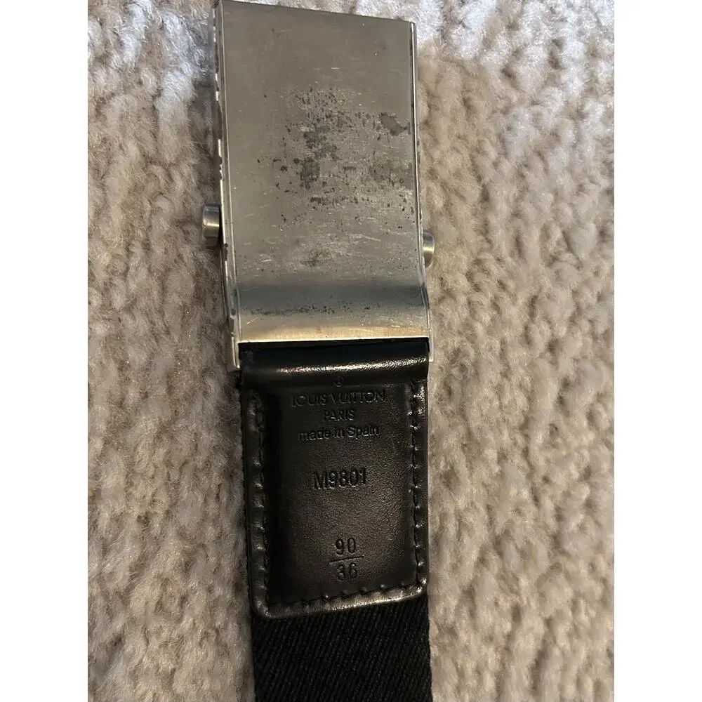 AUTHENTIC LOUIS VUITTON SANTUR BENGALE BELT M9801 LV 90 36 (fits 30-32” waist)